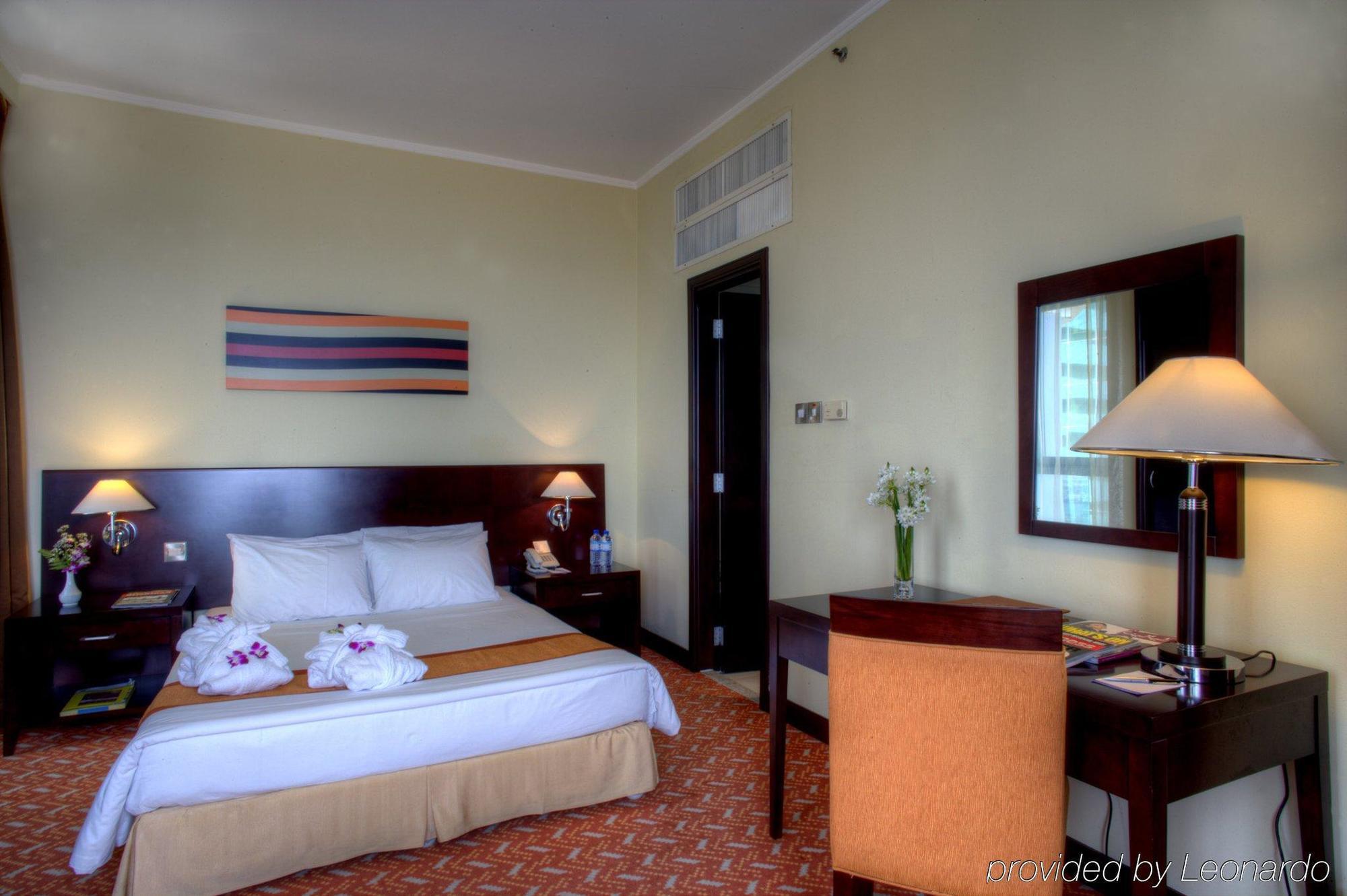 Al Diar Regency Hotell Abu Dhabi Exteriör bild