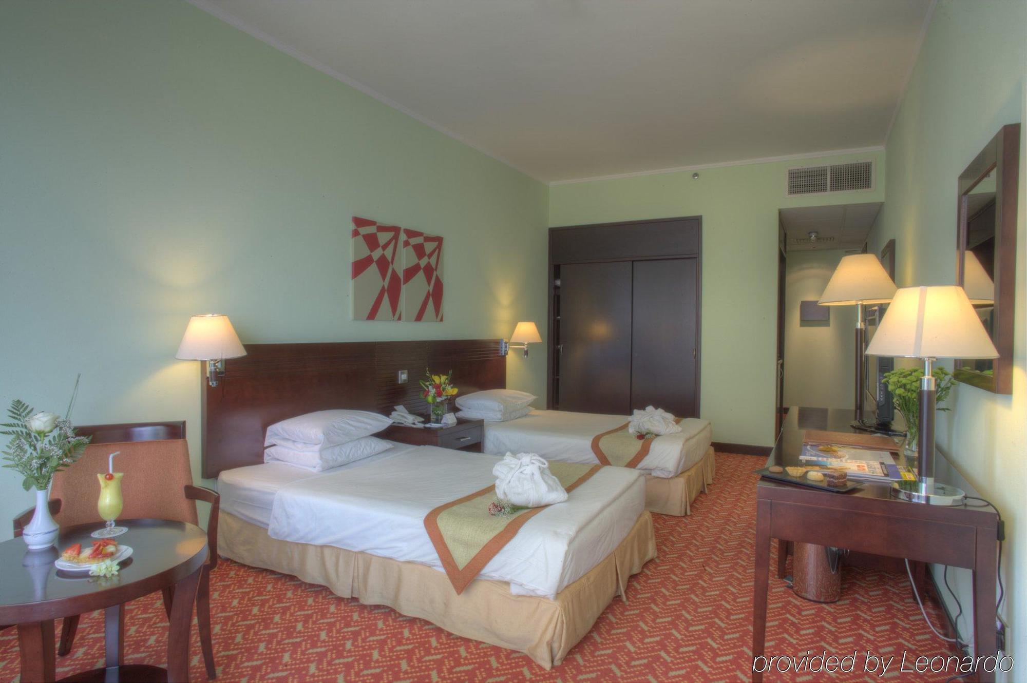 Al Diar Regency Hotell Abu Dhabi Exteriör bild