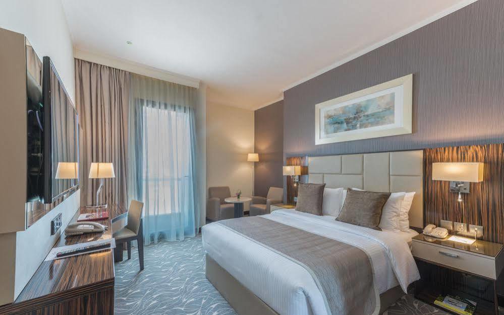 Al Diar Regency Hotell Abu Dhabi Exteriör bild